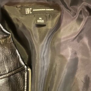 Faux leather black jacket XL